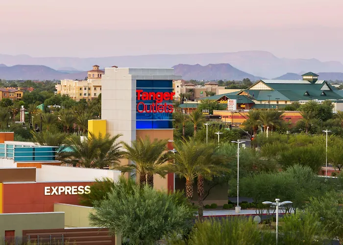 Hampton & Phoenix Glendale-westgate Hotel 3*