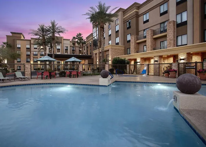 Hampton & Phoenix Glendale-westgate Hotel 3*