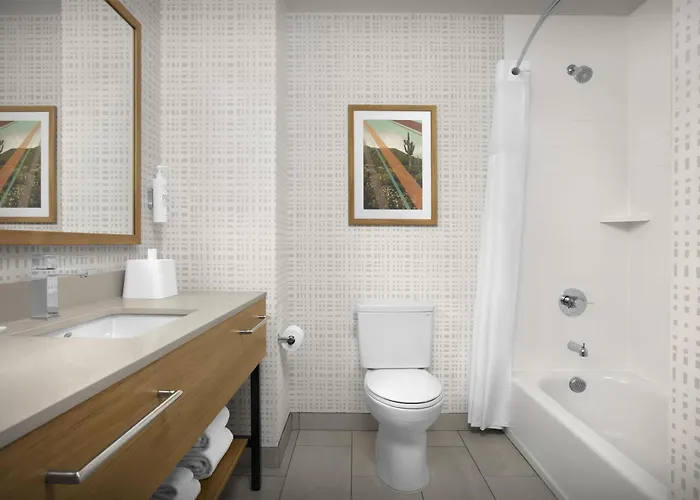Hampton & Phoenix Glendale-westgate Hotel
