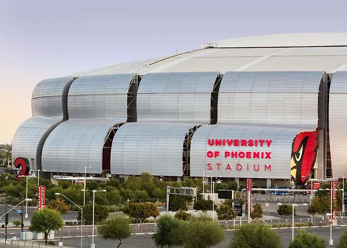 Hampton & Phoenix Glendale-westgate